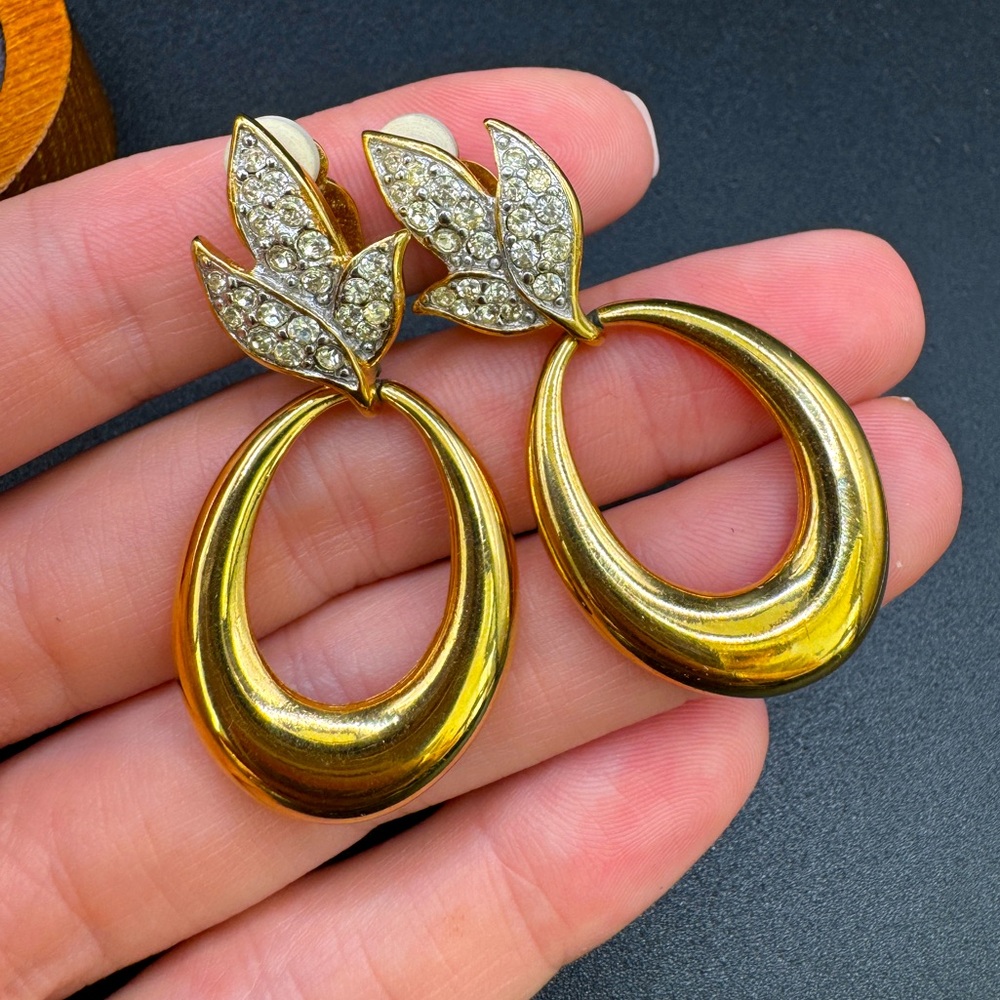 LOT 1454 18K gold plated Givenchy vintage clip on earrings
